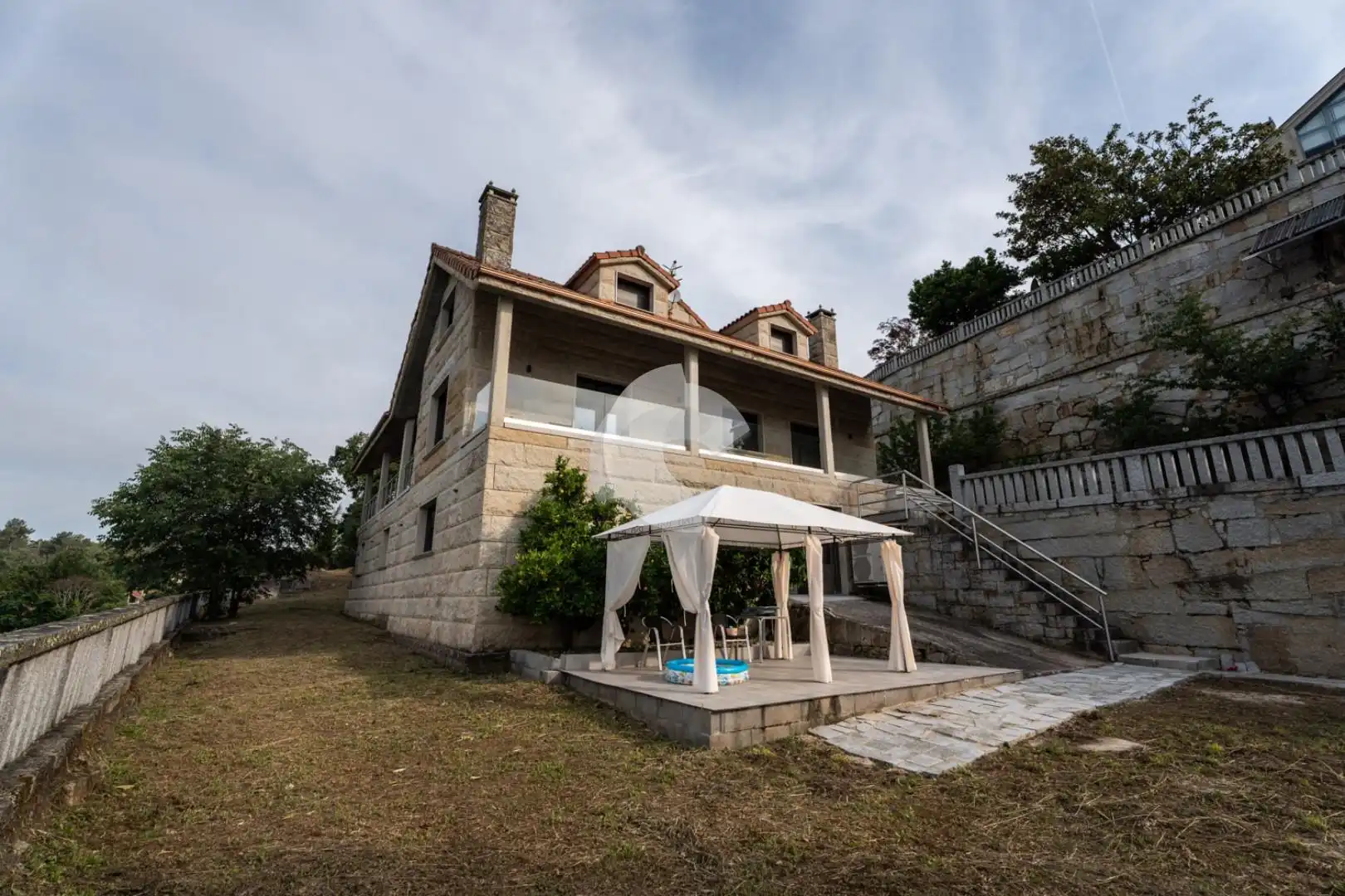 Vista exterior de Casa o chalet en venta en Barbadás con Calefacción, Jardín privado y Balcón