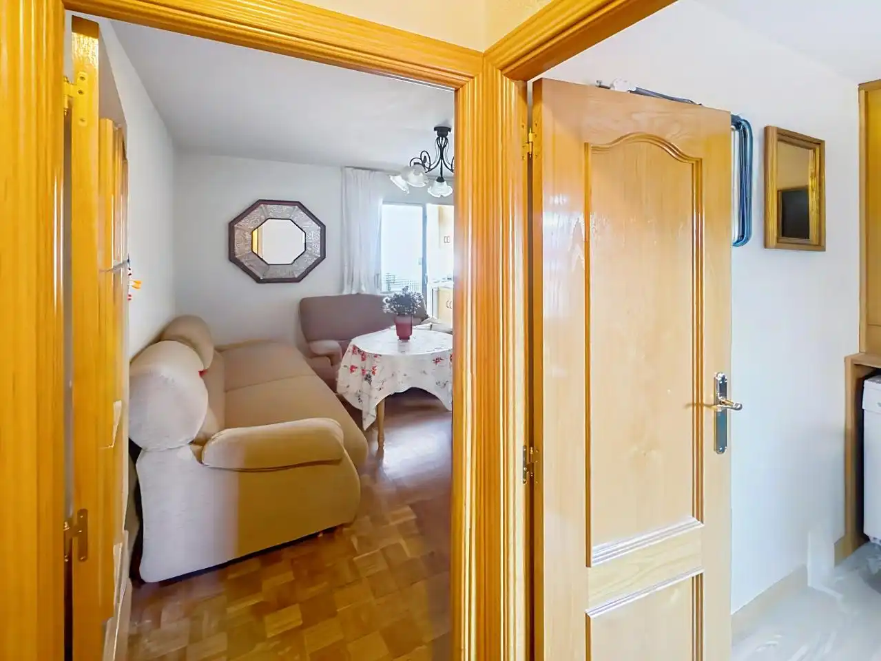 Piso en venta en Madrid con Calefacción, Terraza y Amueblado