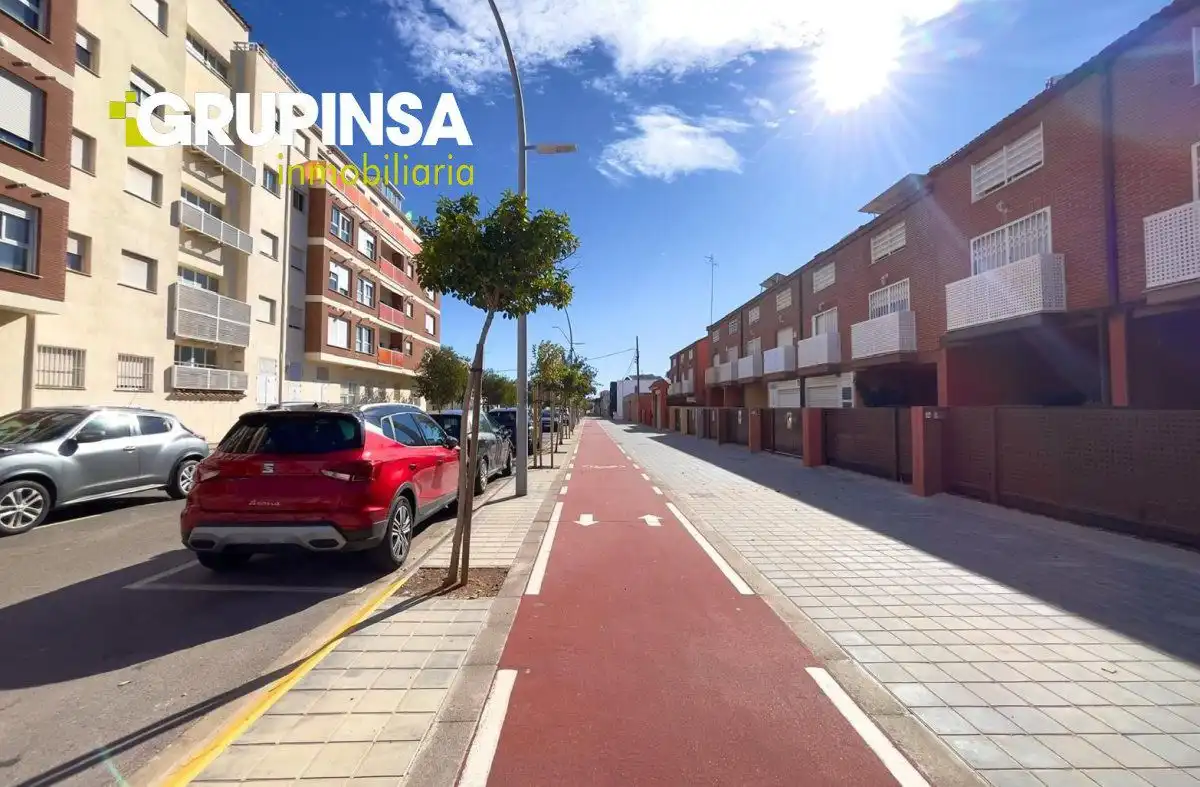 Exterior view of Flat for sale in Almazora / Almassora  with Air Conditioner and Balcony