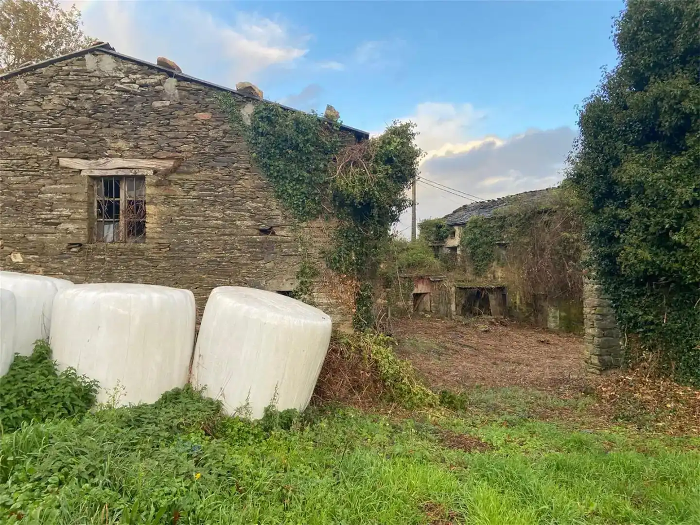 Residencial en venda en Pol