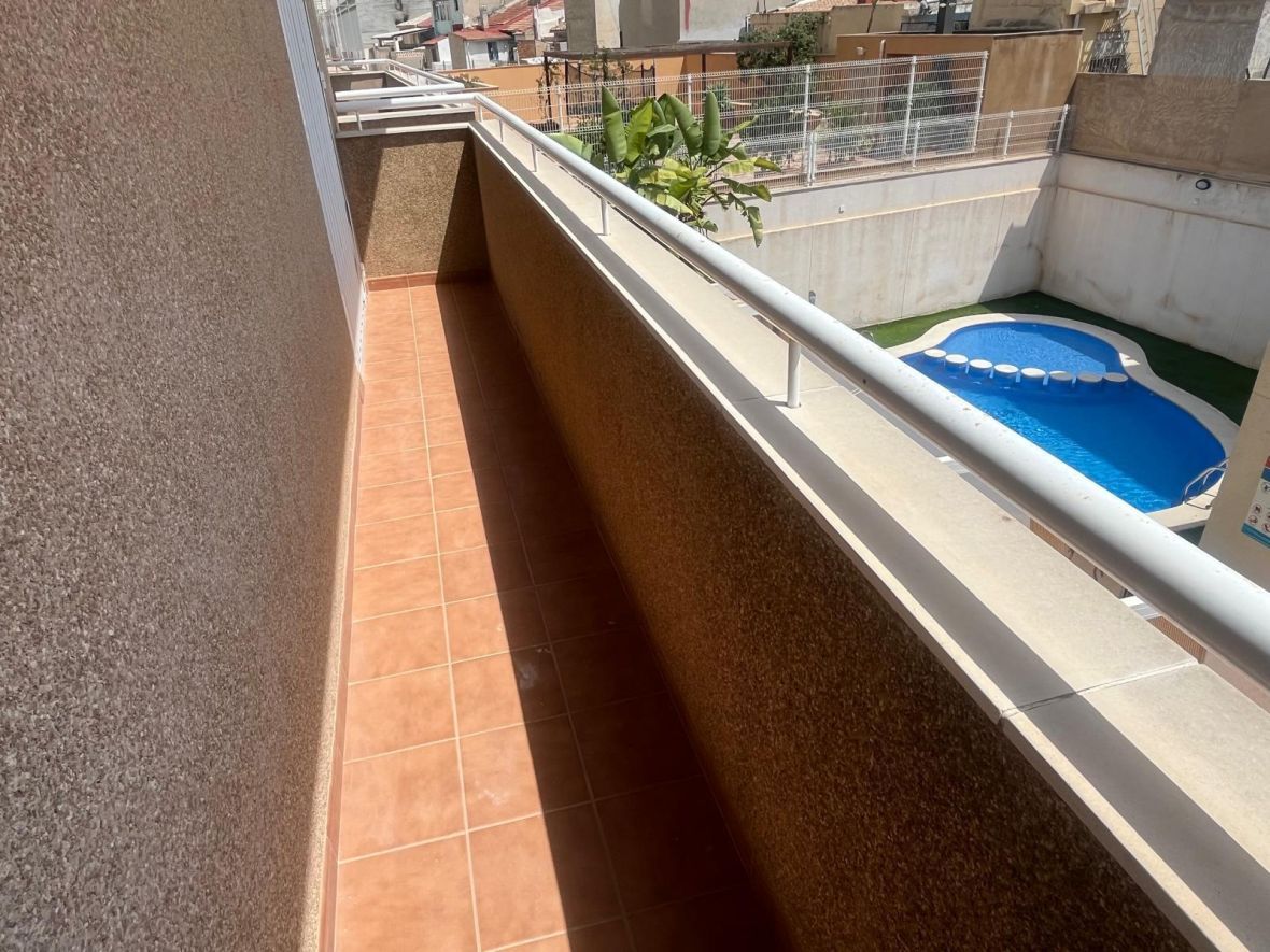 Piscina de Pis de lloguer en Sant Joan d'Alacant amb Aire condicionat, Calefacció i Terrassa
