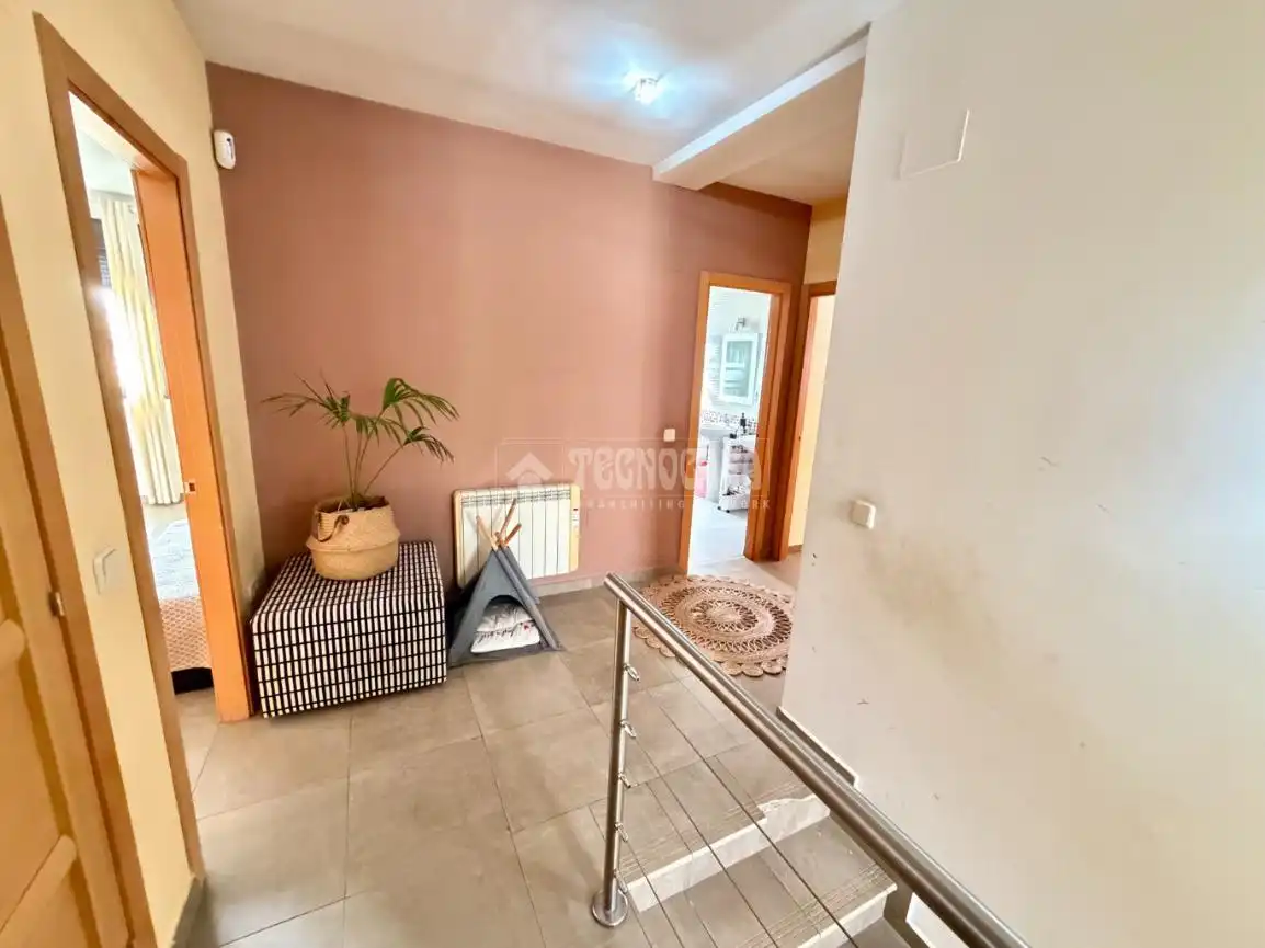Casa o chalet en venta en Serracines con Calefacción y Jardín privado
