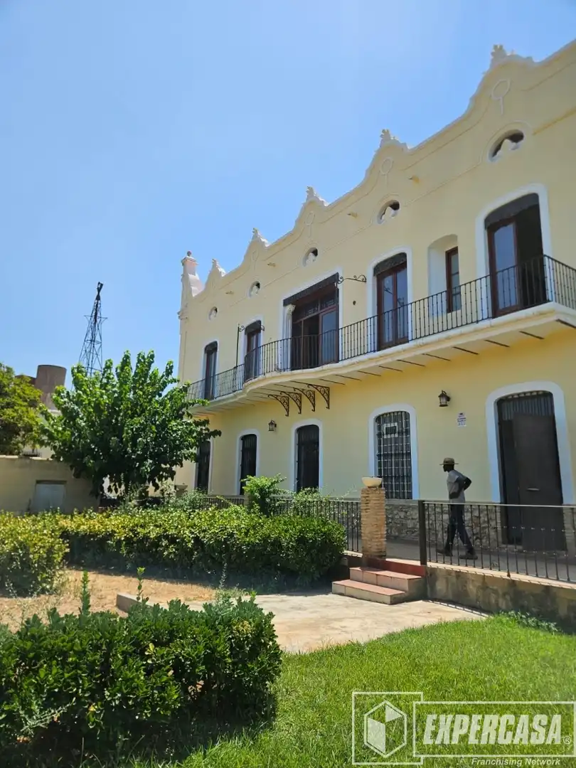 Vista exterior de Finca rústica en venda en L'Eliana amb Aire condicionat, Calefacció i Terrassa