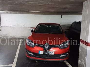 Aparcamiento en venta en Uribarri