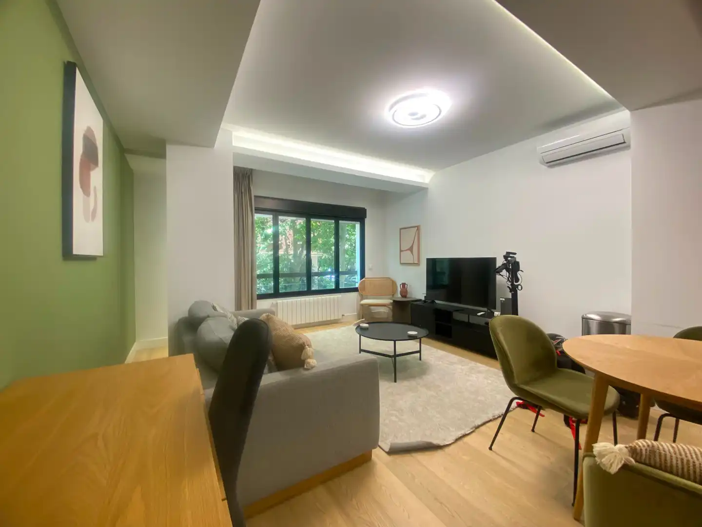 Living room of Apartments for rent in Madrid  with Air Conditioner, Heating and Furnished
