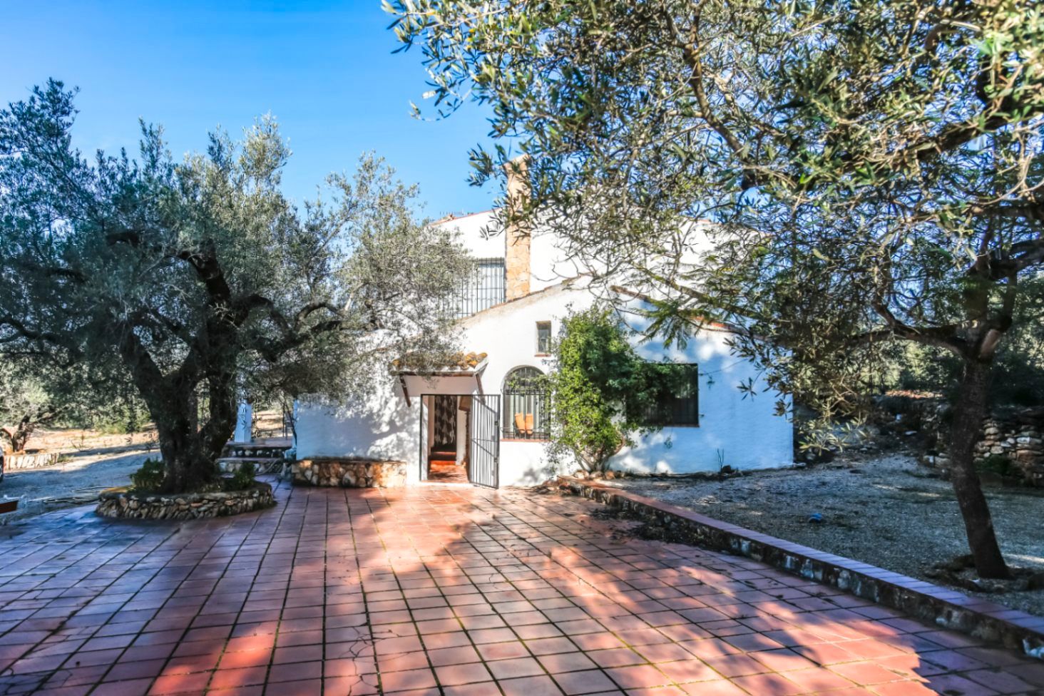 Außenansicht von Country house zum verkauf in L'Ampolla