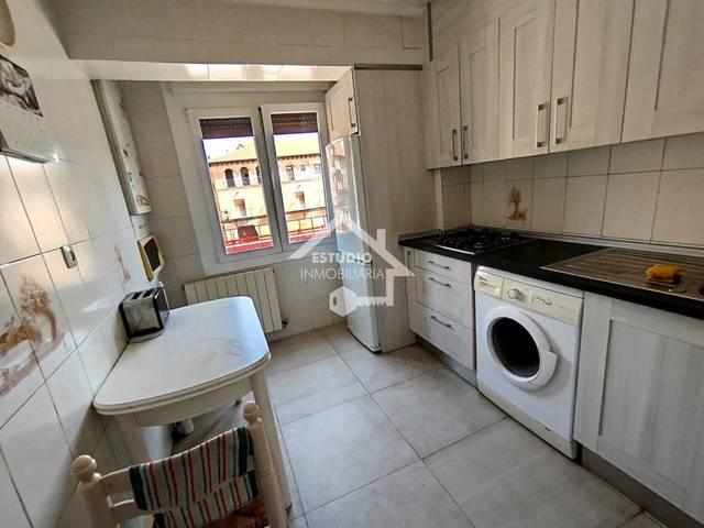 Piso en Venta en Plaza Coso en Viana