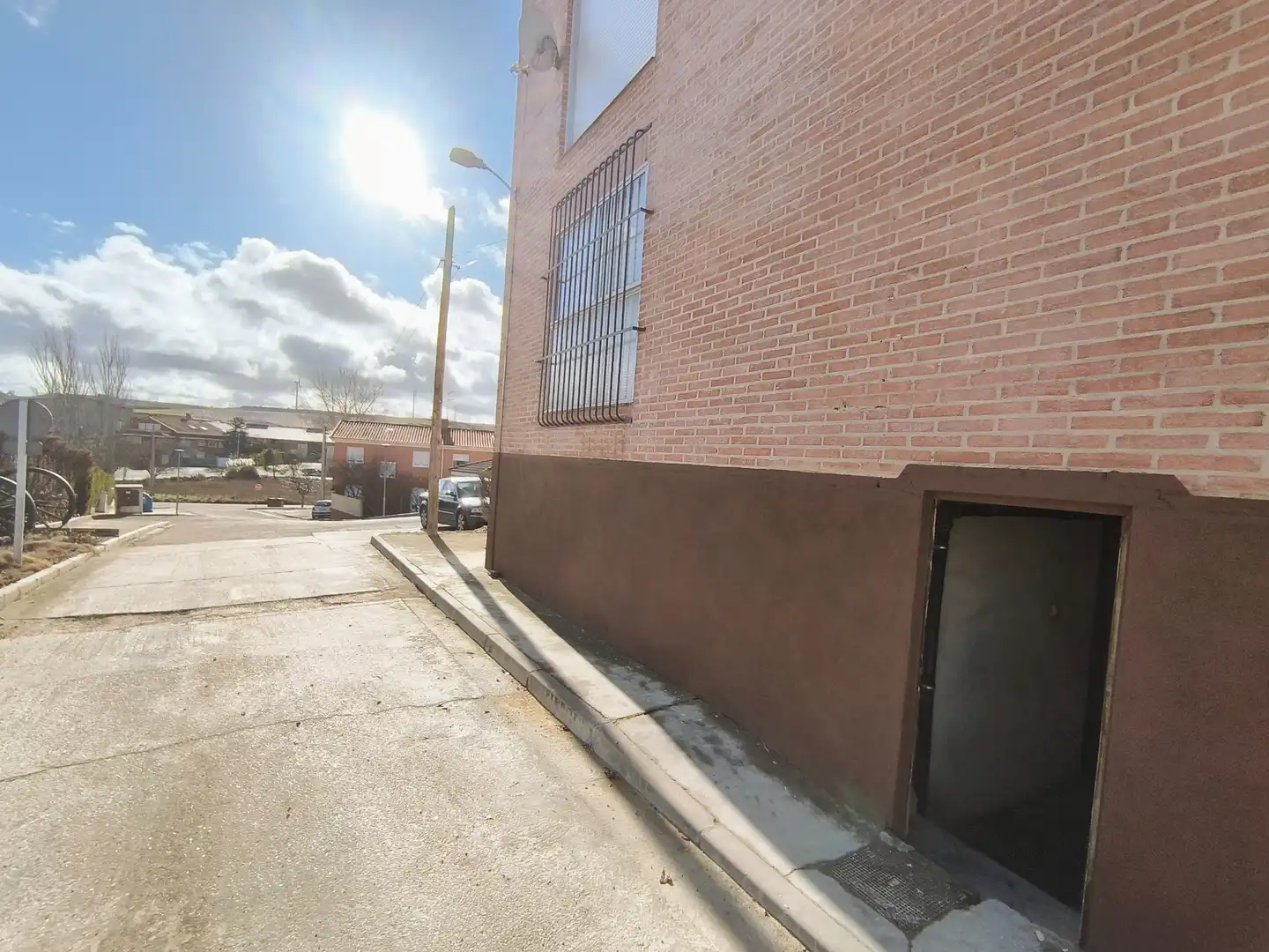 Vista exterior de Piso en venta en Baltanás con Calefacción, Trastero y Amueblado