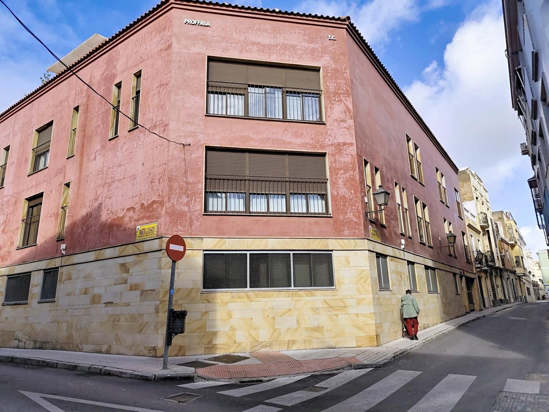 Exterior view of Duplex for sale in Badajoz Capital  with Air Conditioner, Heating and Terrace