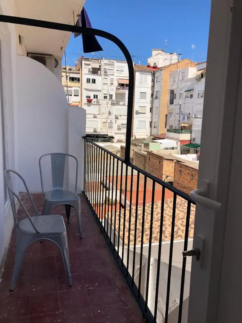 Terrasse von Wohnungen zur Miete in Valencia mit Möbliert, Ofen und Waschmaschine