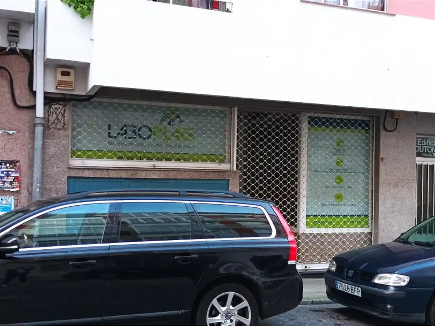 Commercial properties for sale in Noia