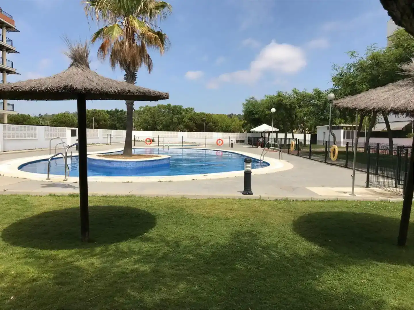 Schwimmbecken von Wohnung zur Miete in La Antilla mit Privatgarten, Schwimmbad und Möbliert