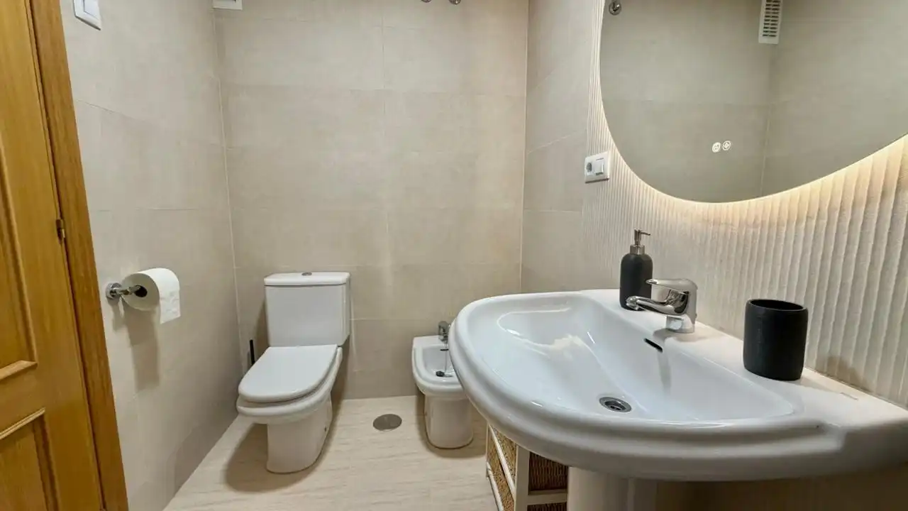 Bathroom of Apartments for rent in Villajoyosa / La Vila Joiosa  with Heating
