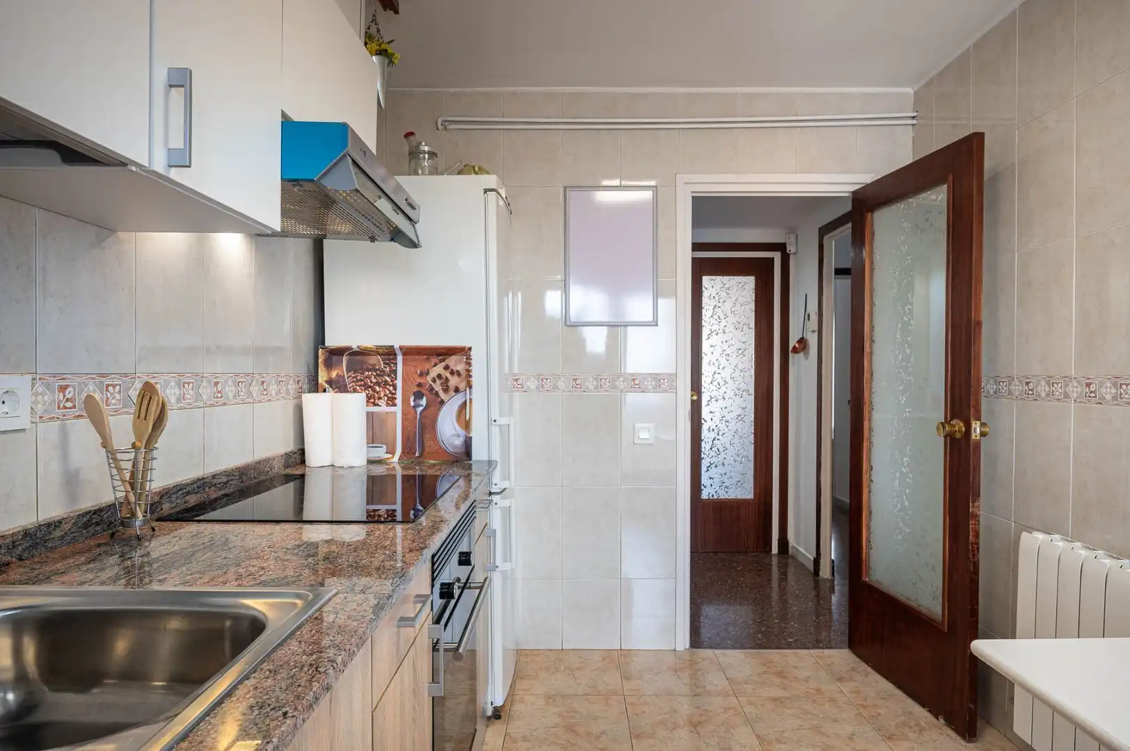 Cocina de Piso en venta en Torredembarra con Calefacción, Terraza y Piscina comunitaria