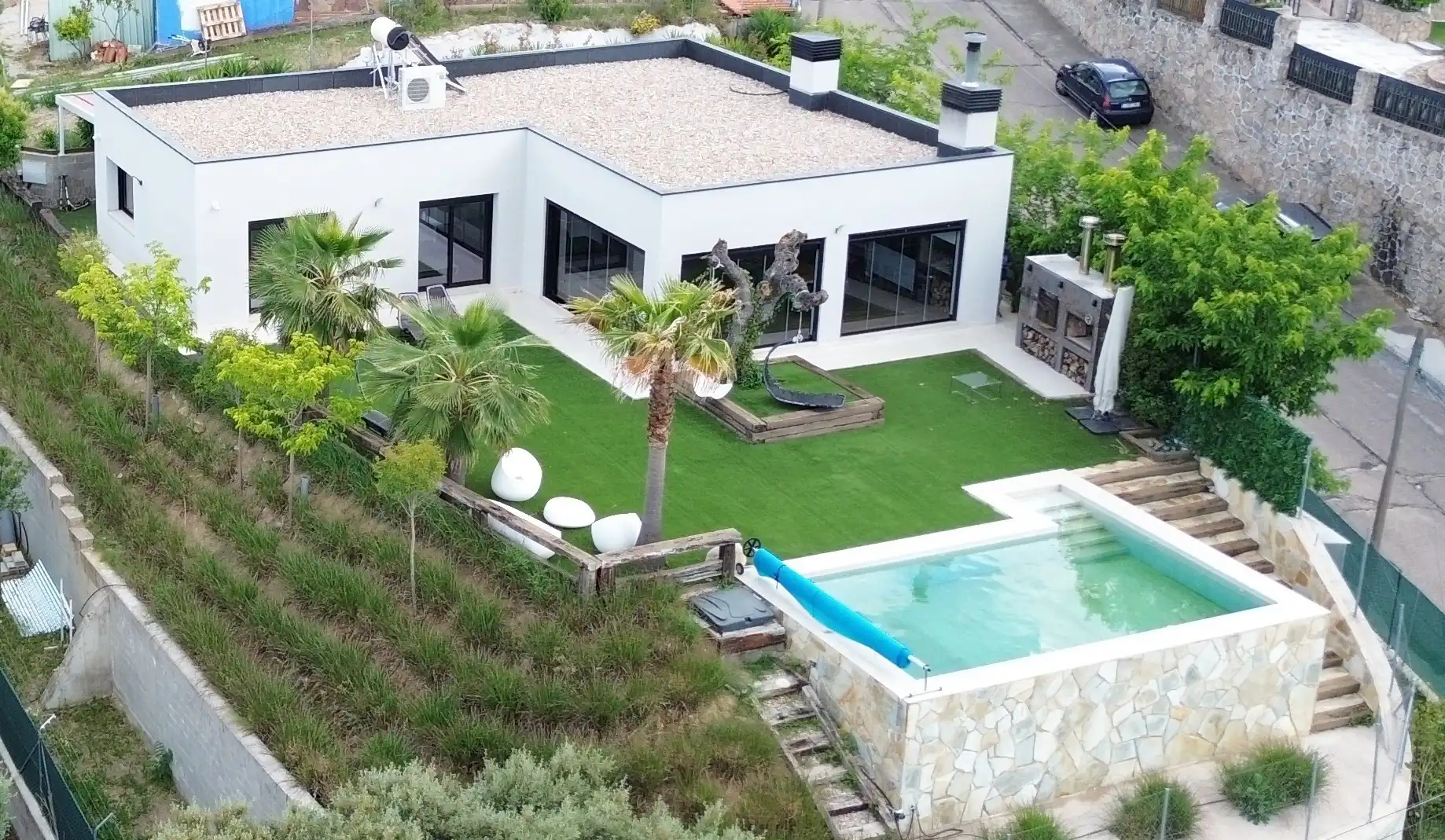 Außenansicht von Haus oder Chalet zum Verkauf in Santa Cruz del Retamar mit Klimaanlage, Heizung und Privatgarten