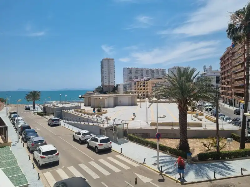 Vista exterior de Apartamento en venta en Cullera con Aire acondicionado, Calefacción y Parquet