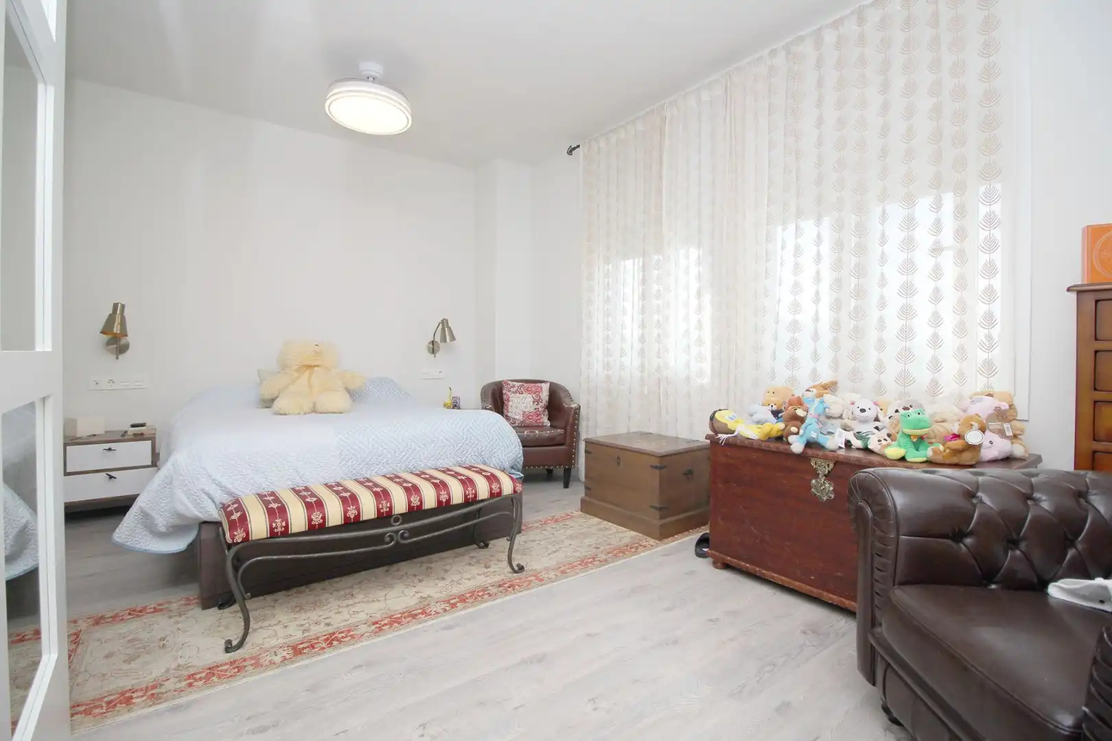 Bedroom of Attic for sale in Málaga  with Terrace, Storage room and Community pool
