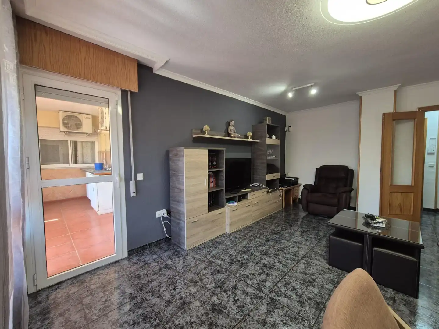 Sala de estar de Piso en venta en El Ejido con Aire acondicionado, Terraza y Amueblado
