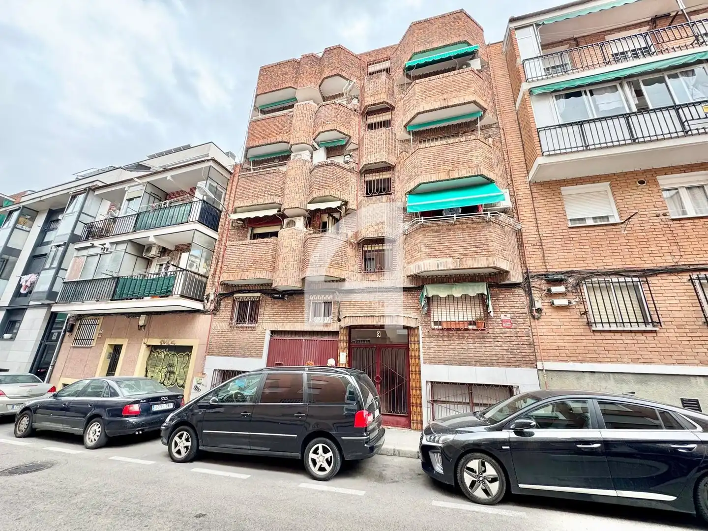 Exterior view of Industrial buildings for sale in Madrid