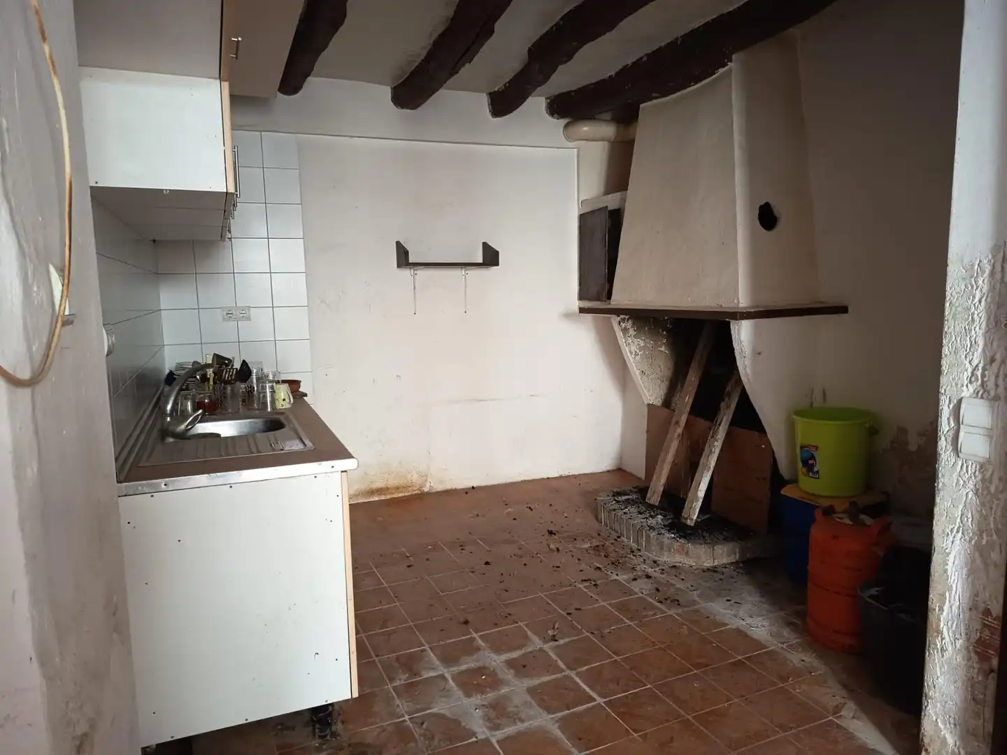 Cuina de Casa adosada en venda en Garcia