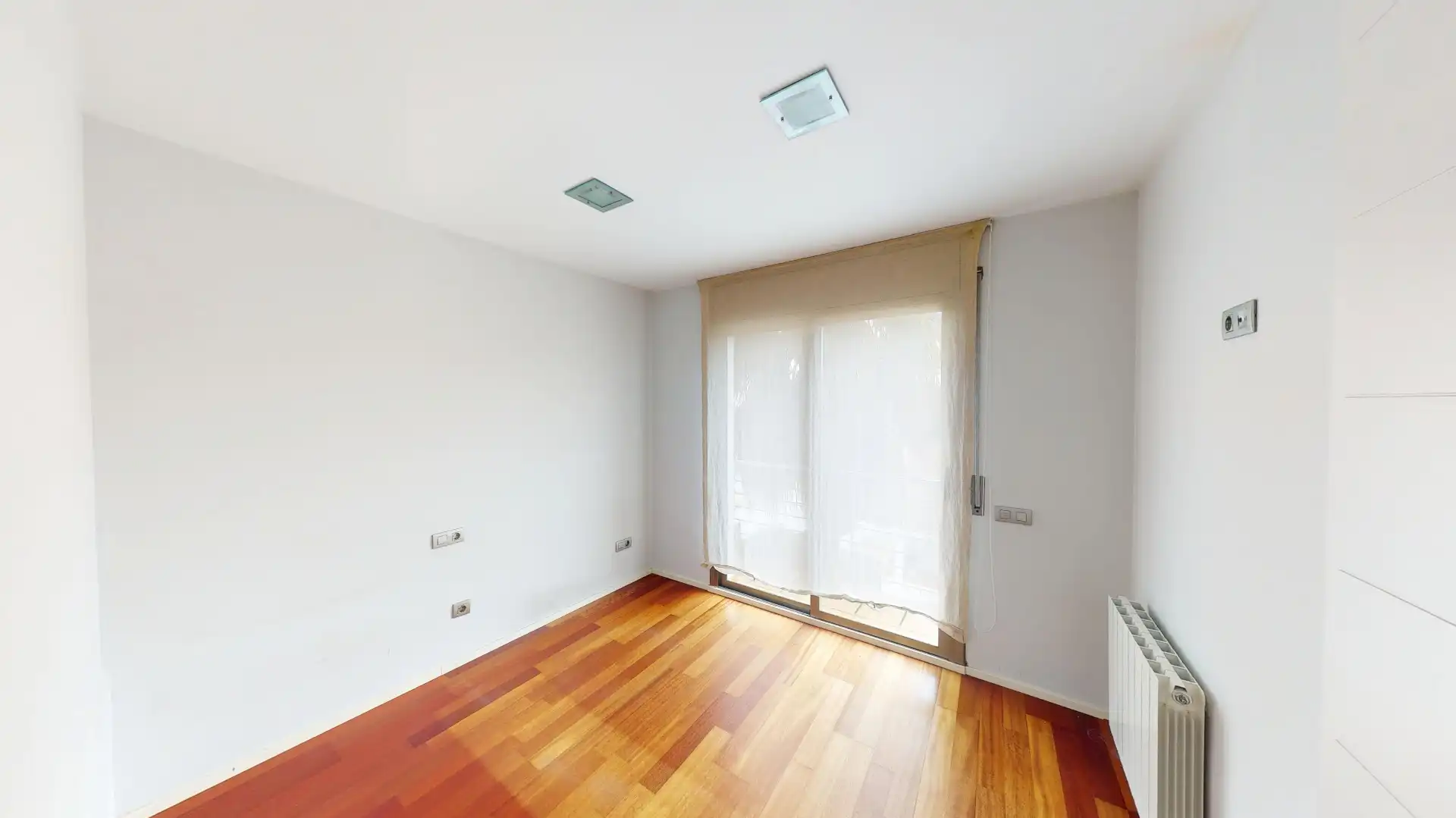 Habitación de Casa o chalet en venta en Sant Andreu de Llavaneres con Aire acondicionado, Calefacción y Jardín privado