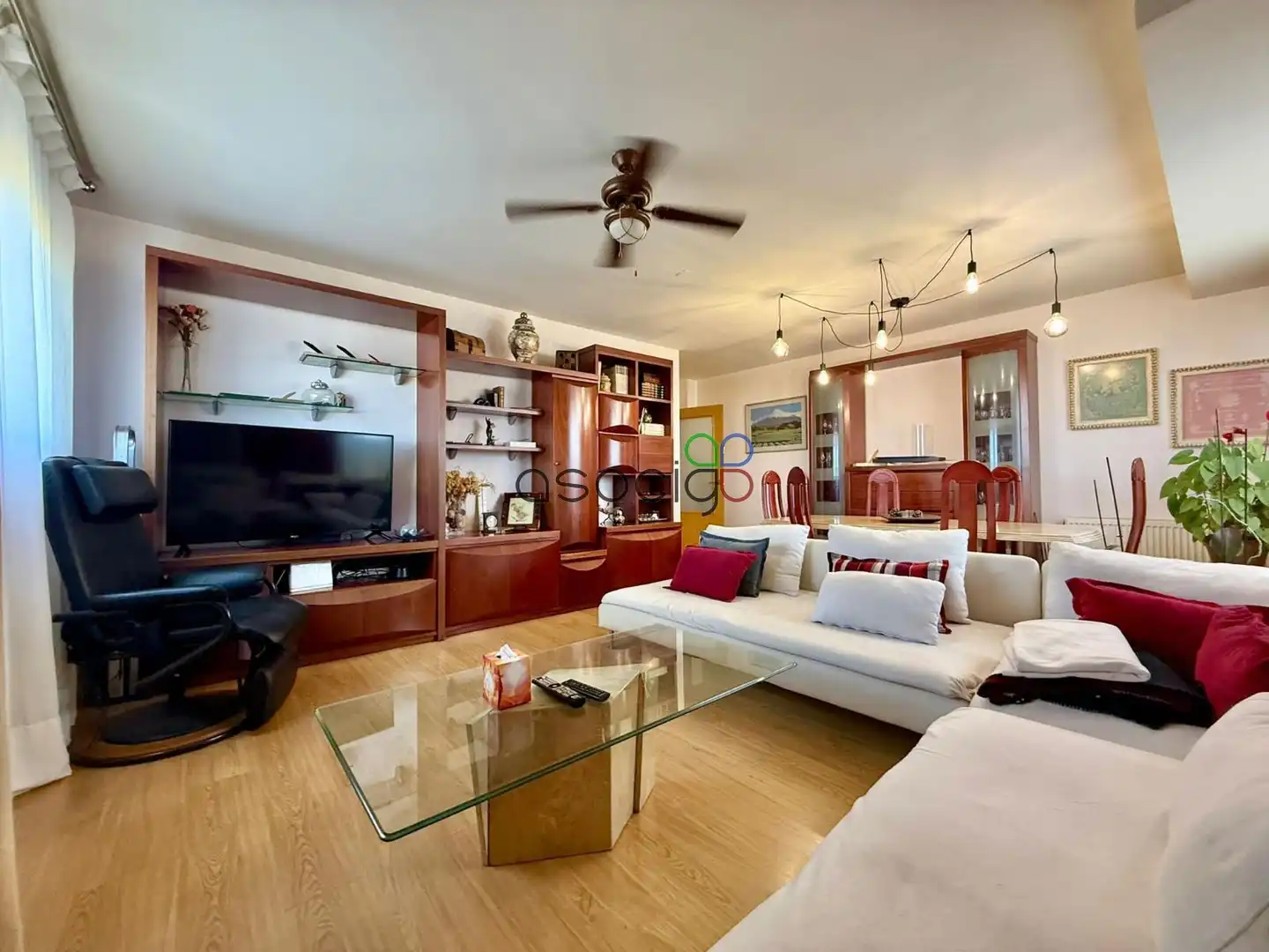 Living room of Flat for sale in Guadalajara Capital  with Air Conditioner, Heating and Storage room