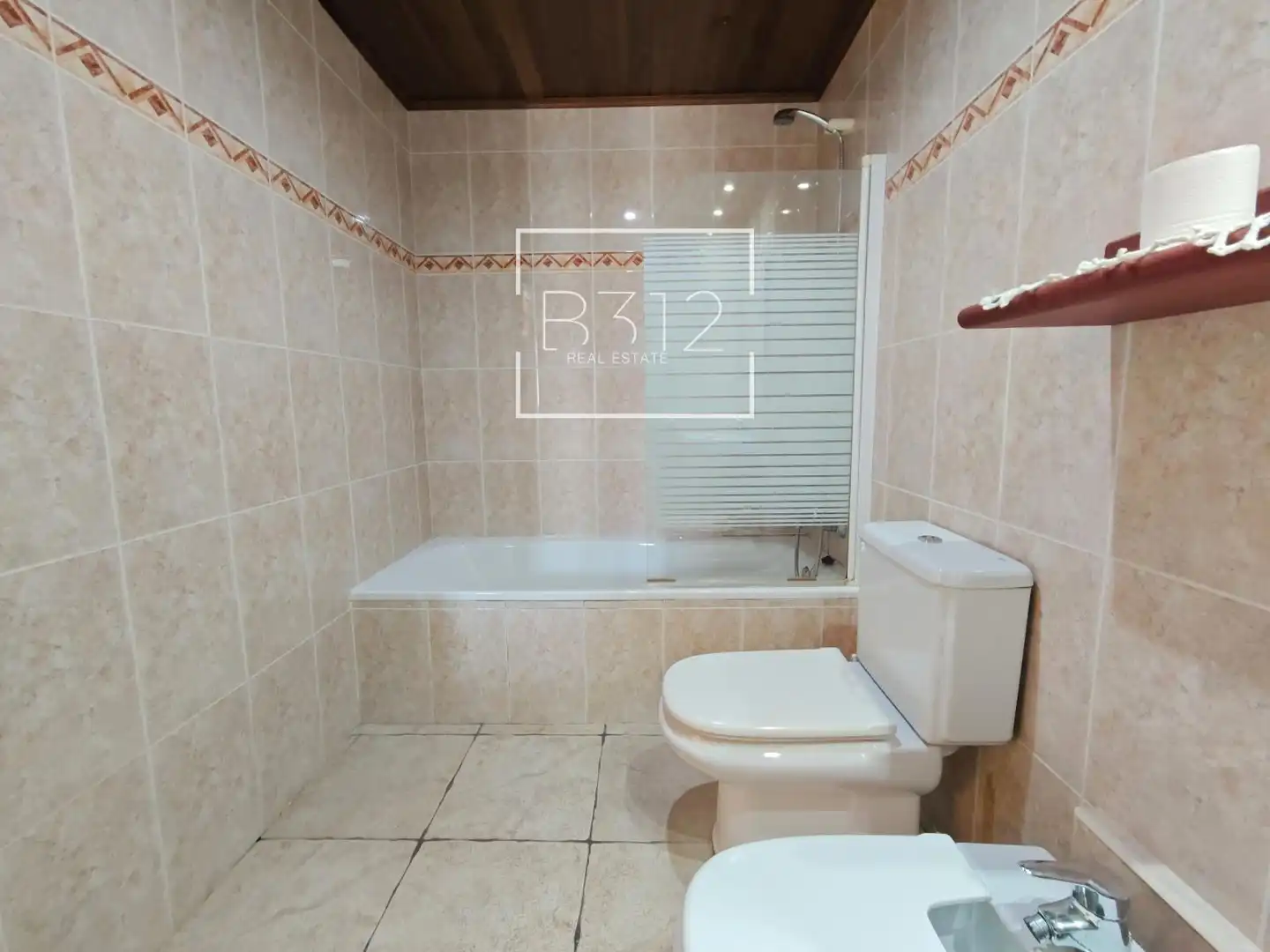 Bathroom of Flat for sale in Vielha e Mijaran  with Heating and Furnished