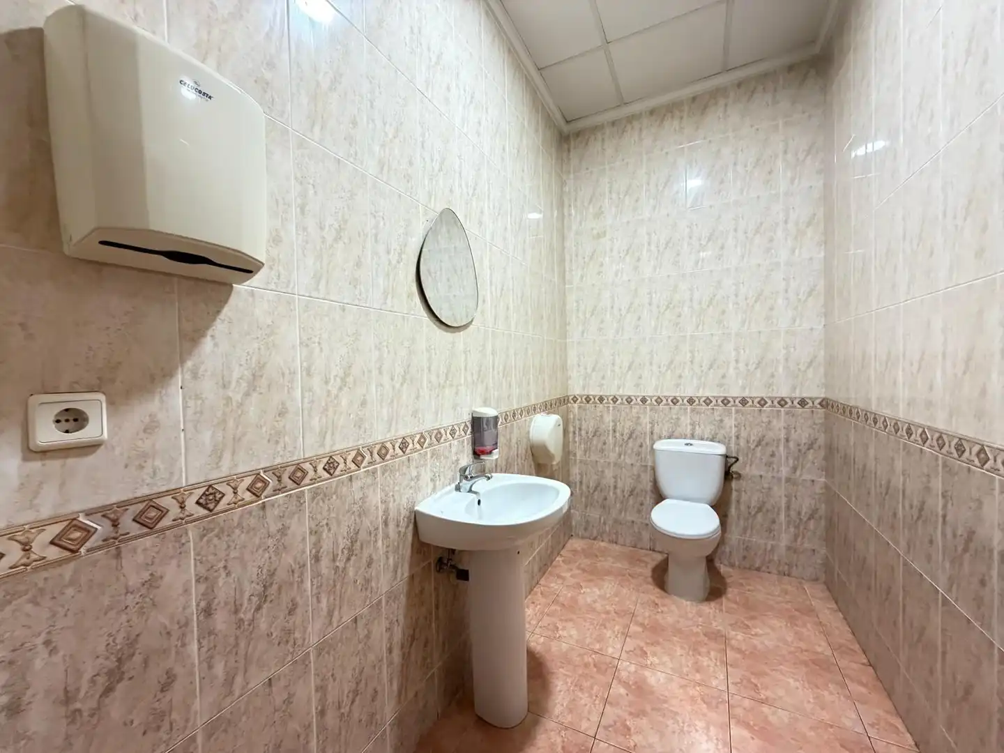 Business premises for sale in Calle RAMON GALLUD, imagen 24