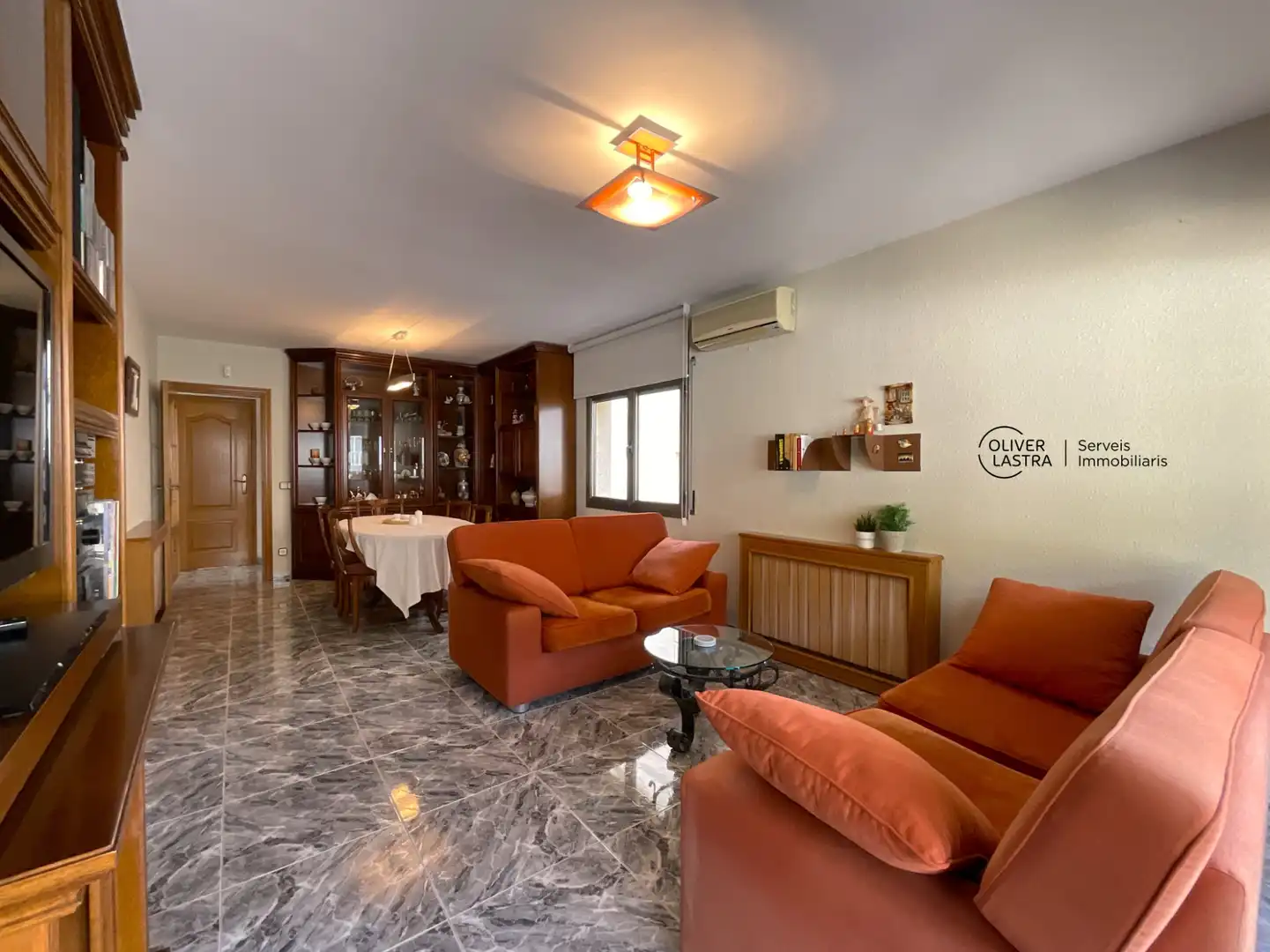Sala de estar de Casa o chalet en venta en Sant Andreu de la Barca, Barcelona