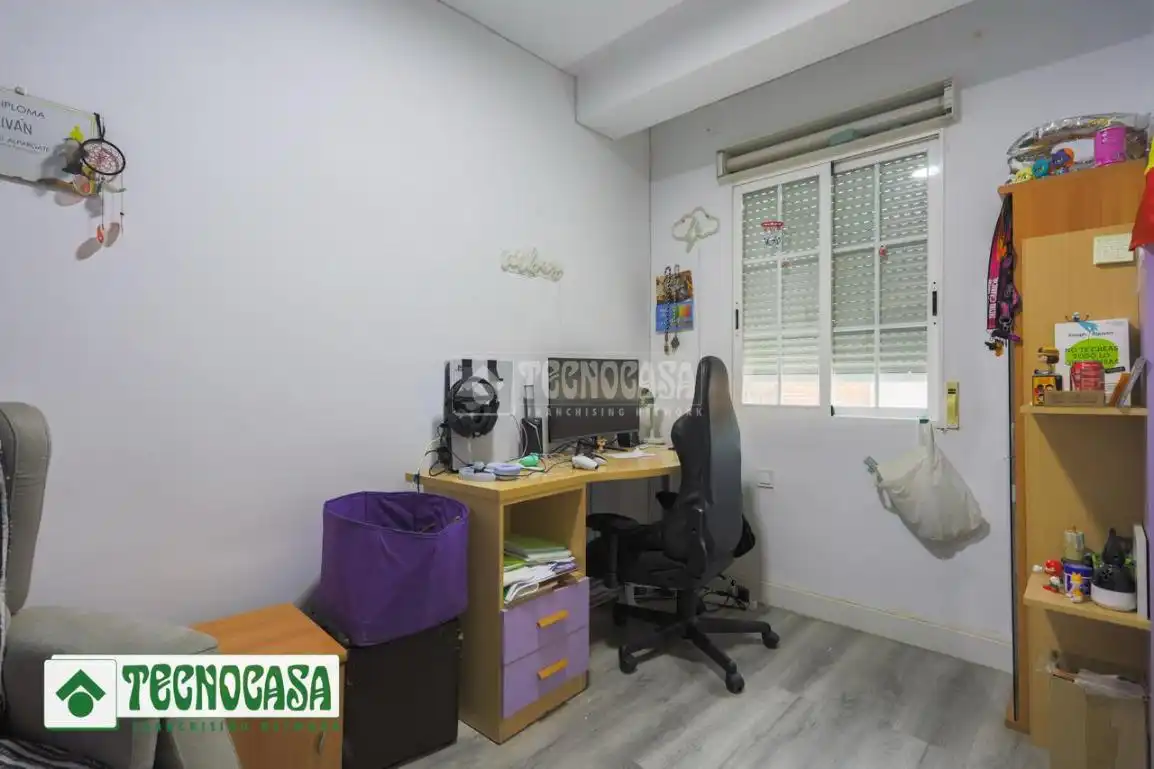 Habitación de Piso en venta en Córdoba con Aire acondicionado y Balcón
