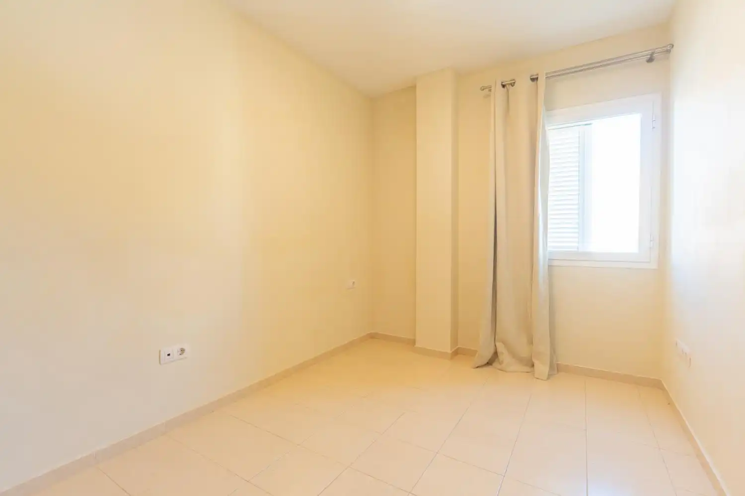 Habitación de Dúplex en venta en Santa Cruz de Tenerife con Jardín privado, Terraza y Trastero