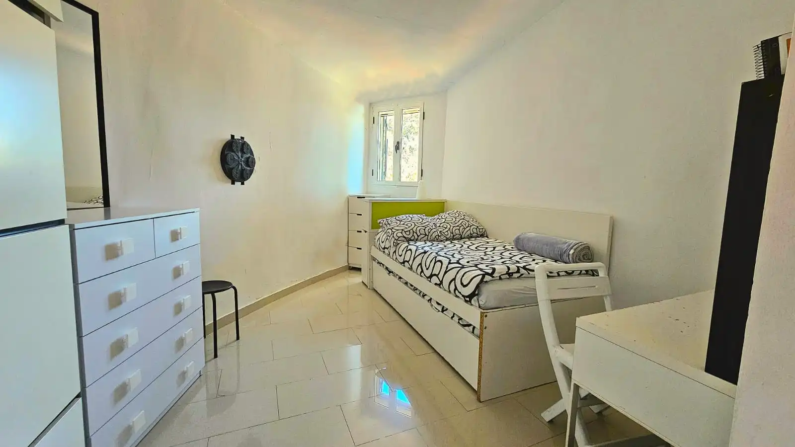 Habitación de Casa o chalet en venta en Guillena con Aire acondicionado, Calefacción y Jardín privado