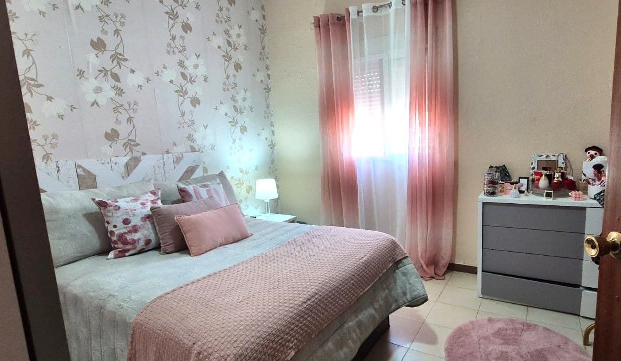 Piso en venta en Calle Lucas Vázquez Ayllón