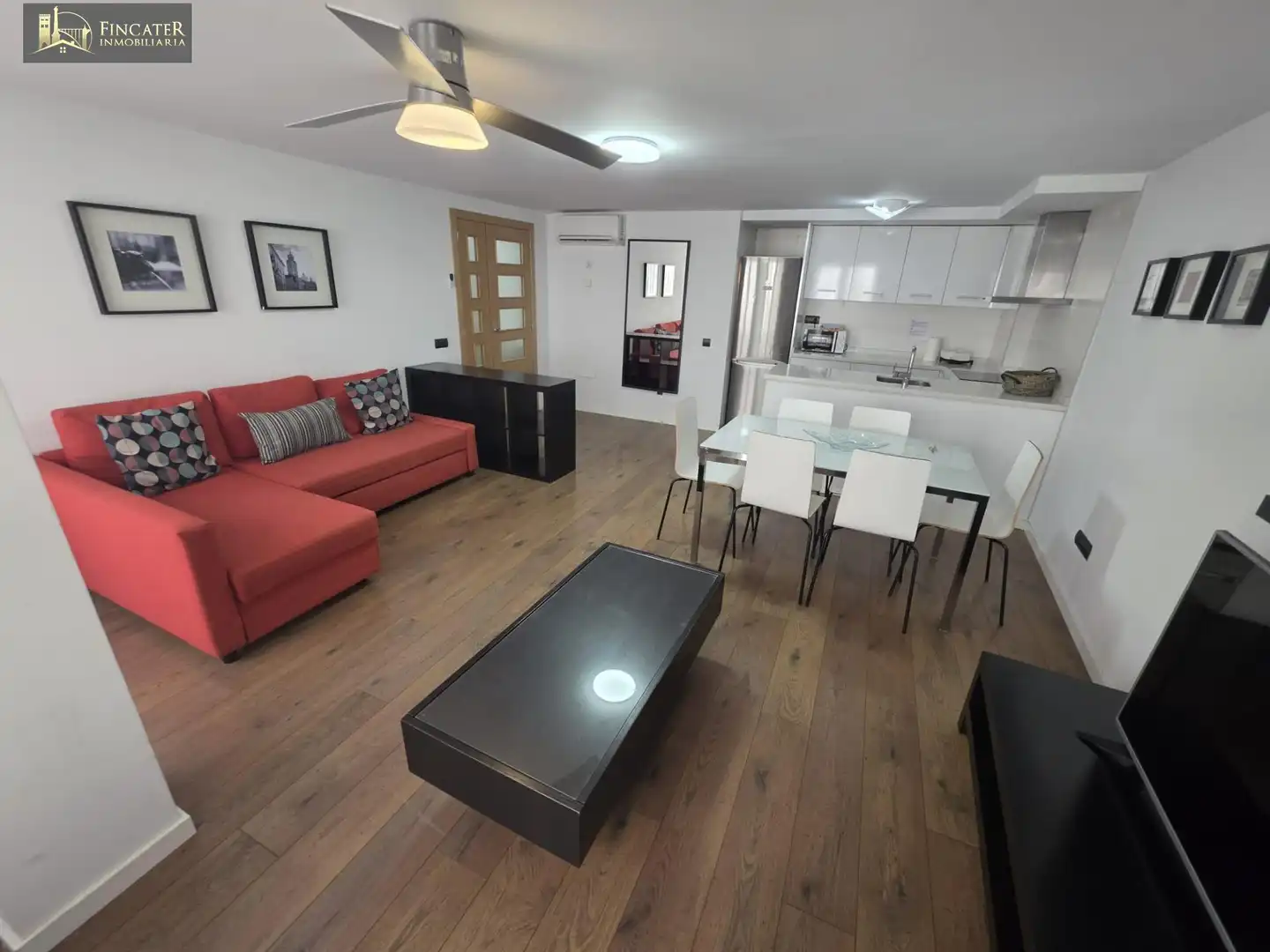 Sala d'estar de Apartament en venda en Teruel amb Aire condicionat i Calefacció
