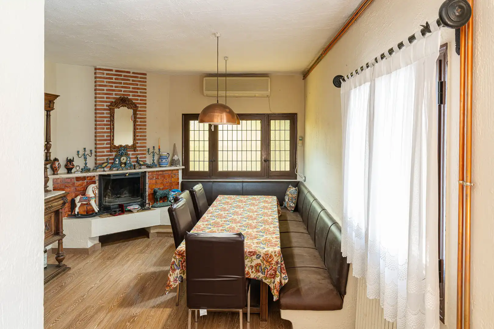 Dining room of Houses for sale in Villanueva de la Cañada  with Air Conditioner, Heating and Private garden