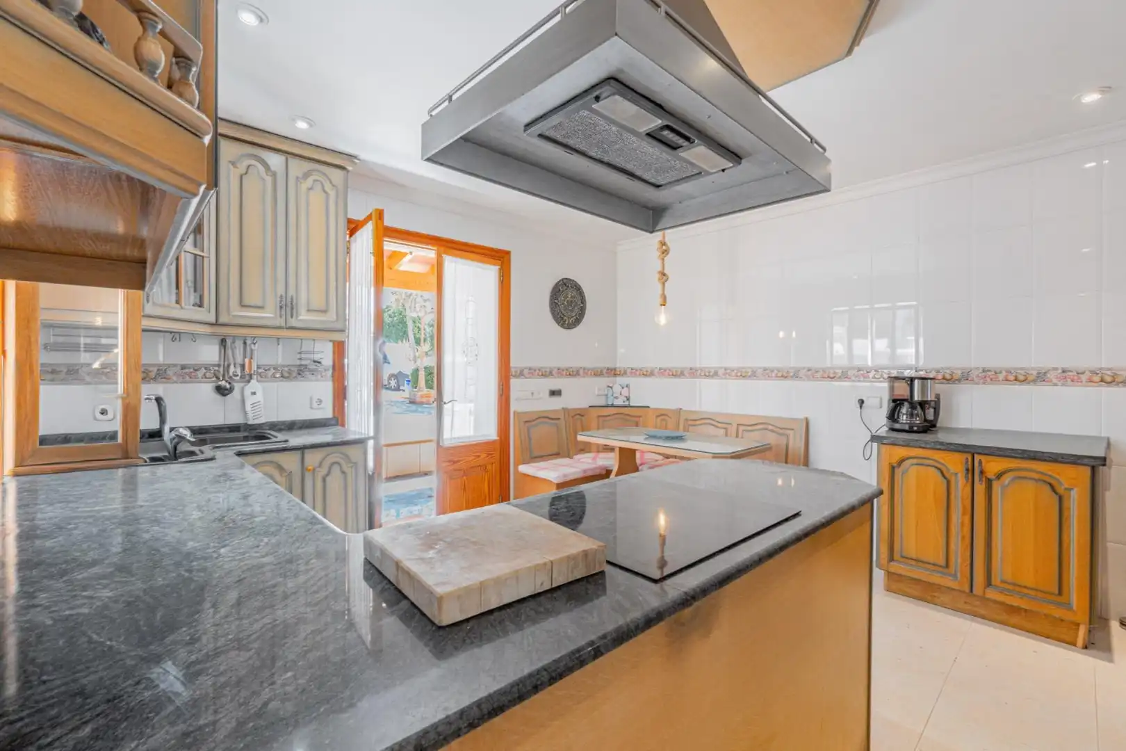 Küche von Country house zum Verkauf in  Palma de Mallorca mit Klimaanlage, Privatgarten und Terrasse