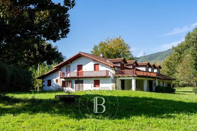 Casa-chalet en Venta en Lapice - Larreaundi - Olaberria - Meaka