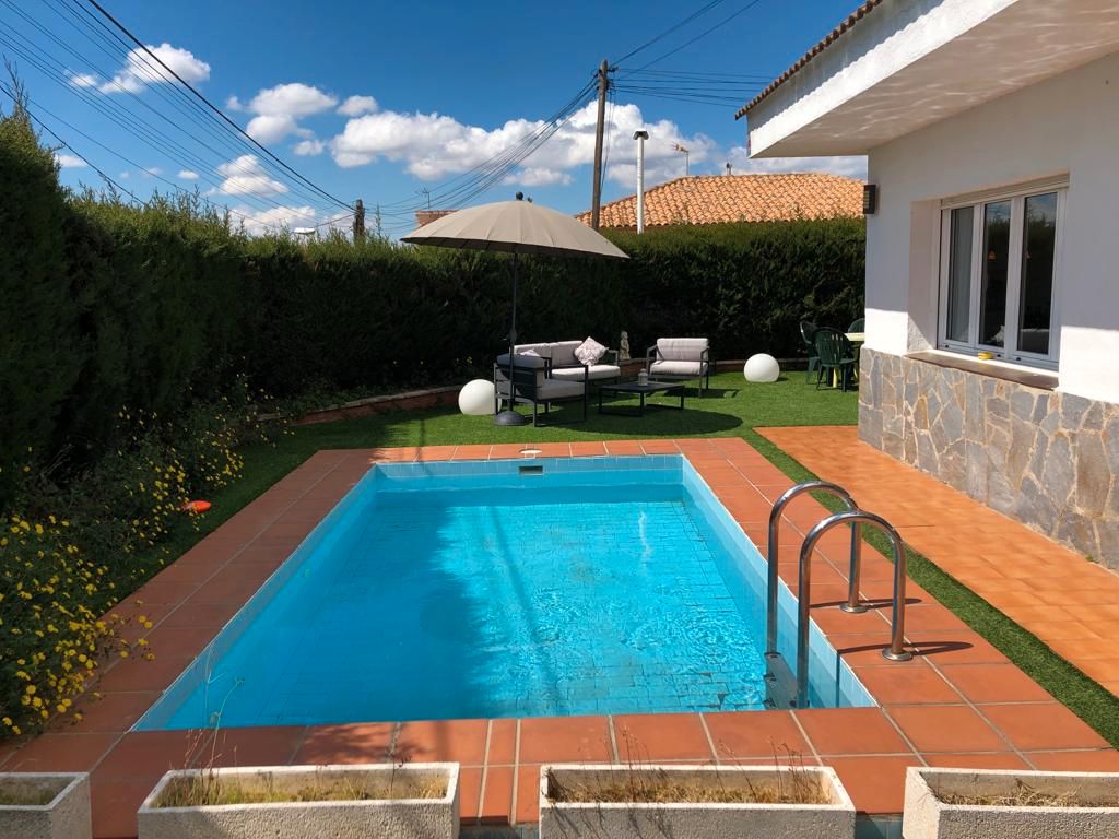 Swimming pool of House or chalet for sale in Rubí  with Air Conditioner, Heating and Private garden