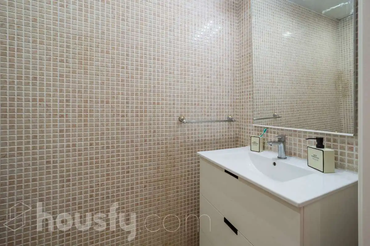 Baño de Dúplex en venta en Badalona con Terraza