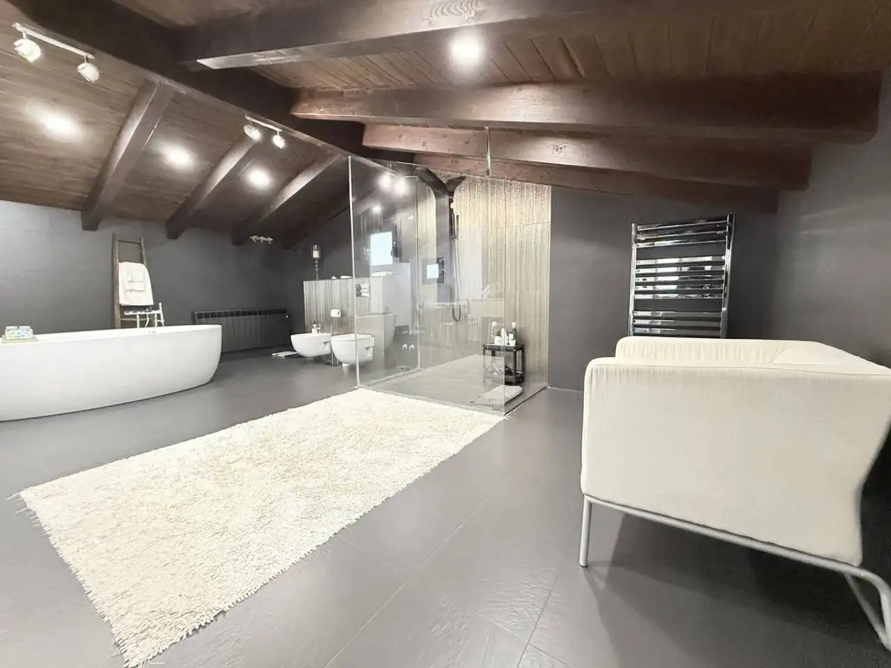 Bathroom of Houses for sale in Santa Maria de Palautordera  with Air Conditioner, Heating and Terrace
