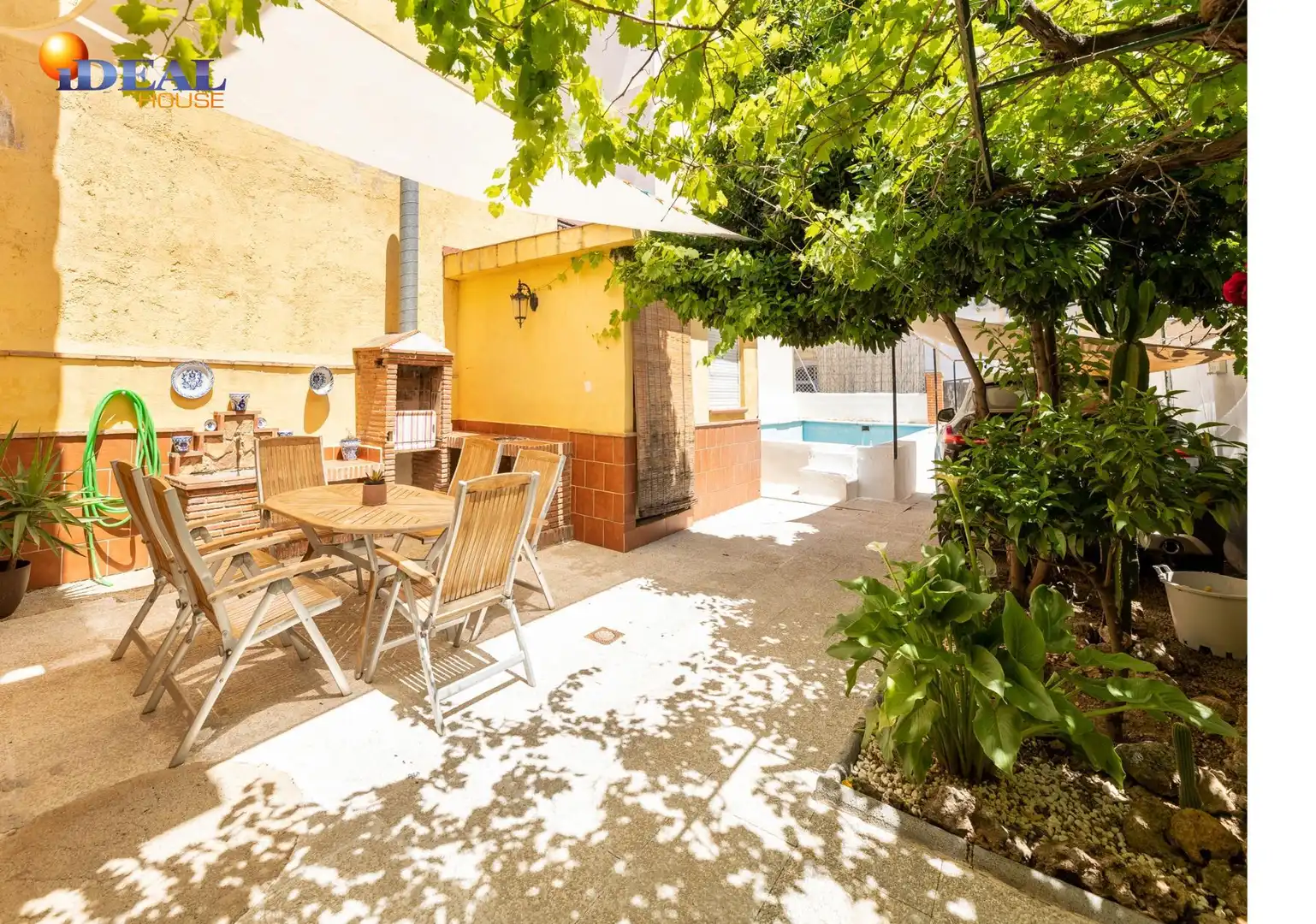 Terrace of Detached homes for sale in La Zubia  with Air Conditioner, Heating and Private garden