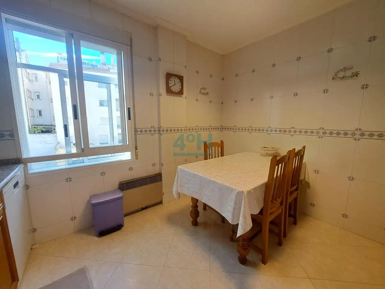 Dining room of Flat for sale in Ourense Capital   with Heating, Storage room and Furnished