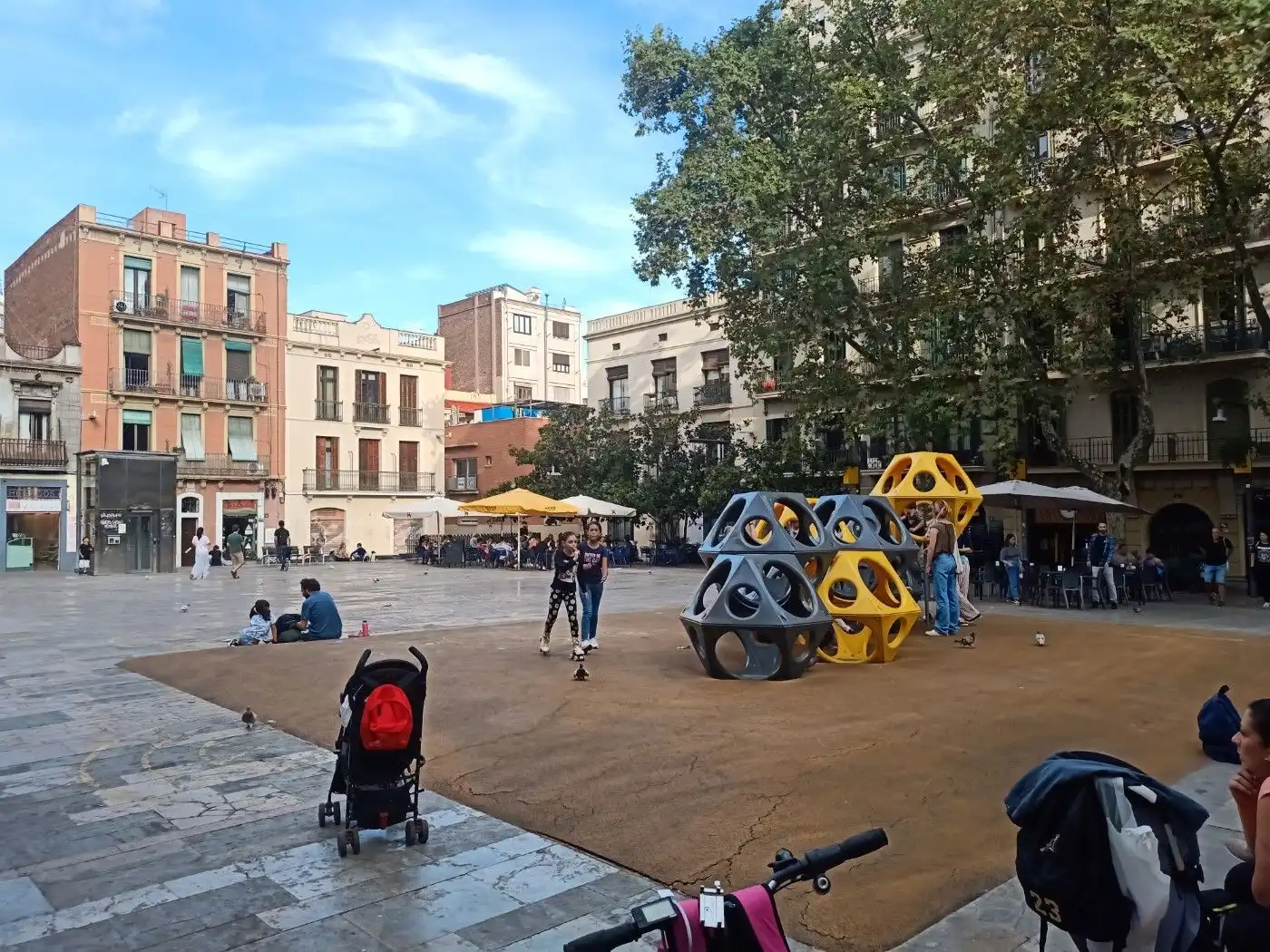 Vista exterior de Local en venta en Barcelona con Aire acondicionado, Calefacción y Amueblado