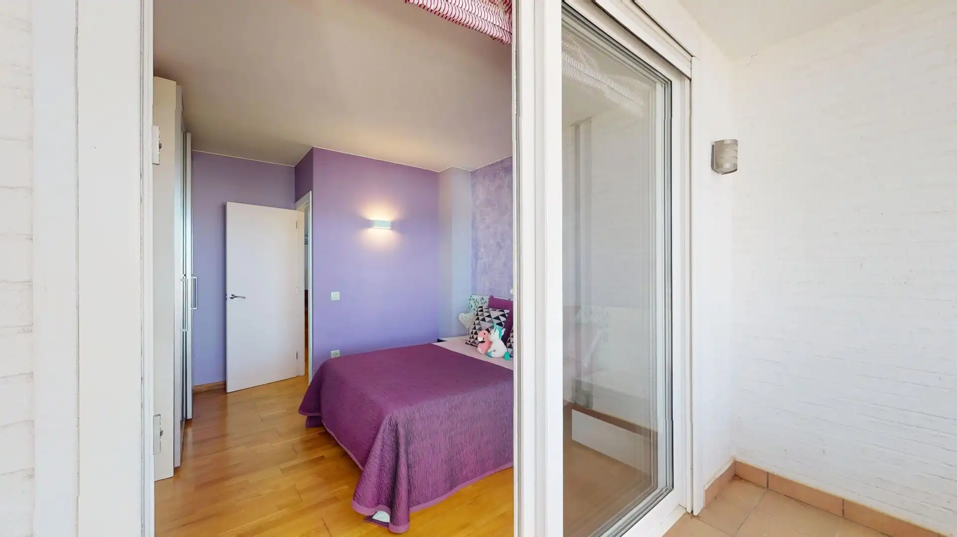 Habitación de Casa adosada en venta en Castell d'Aro, Platja d'Aro i s'Agaró con Aire acondicionado, Calefacción y Jardín privado