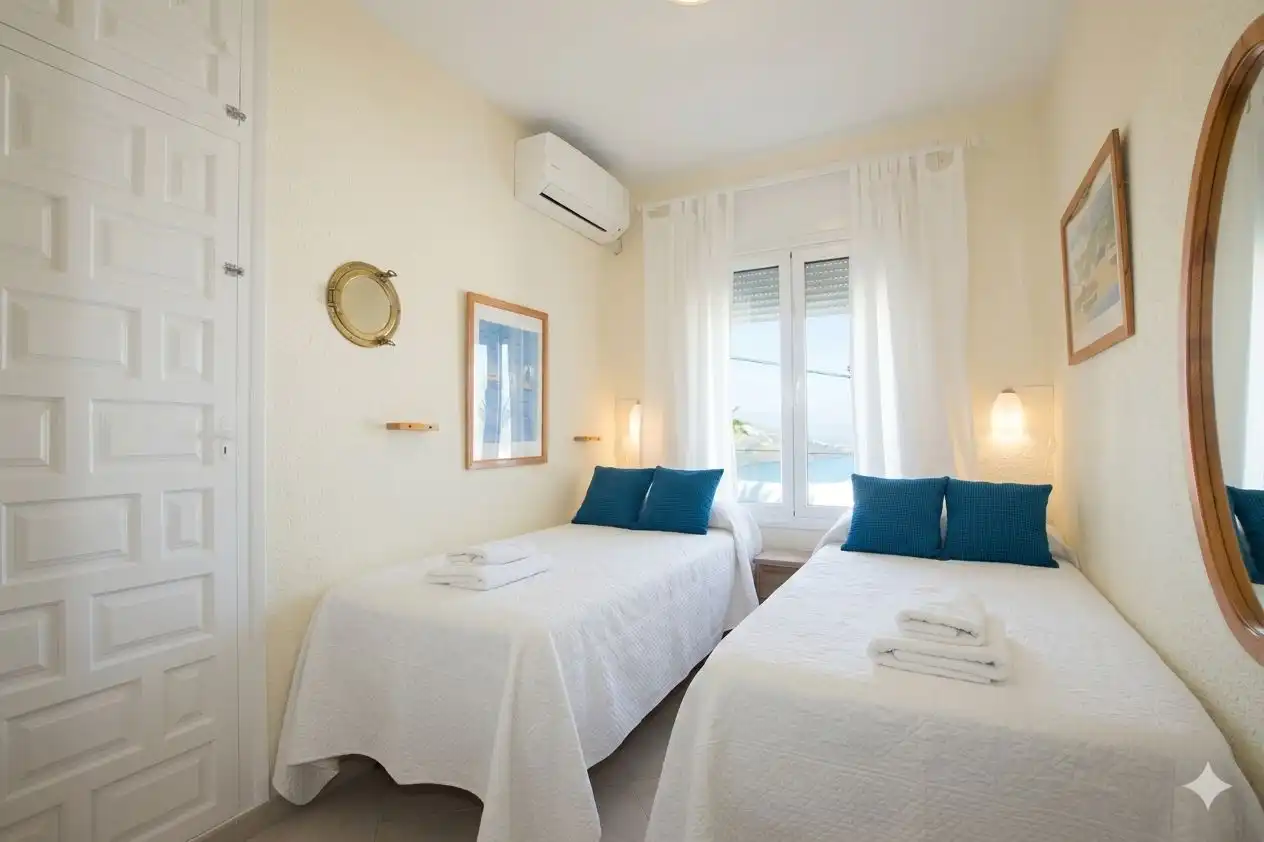 Bedroom of Apartments for sale in Almuñécar  with Air Conditioner, Heating and Terrace