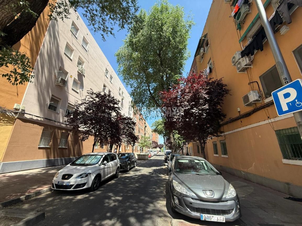 Vista exterior de Piso en venta en  Madrid Capital