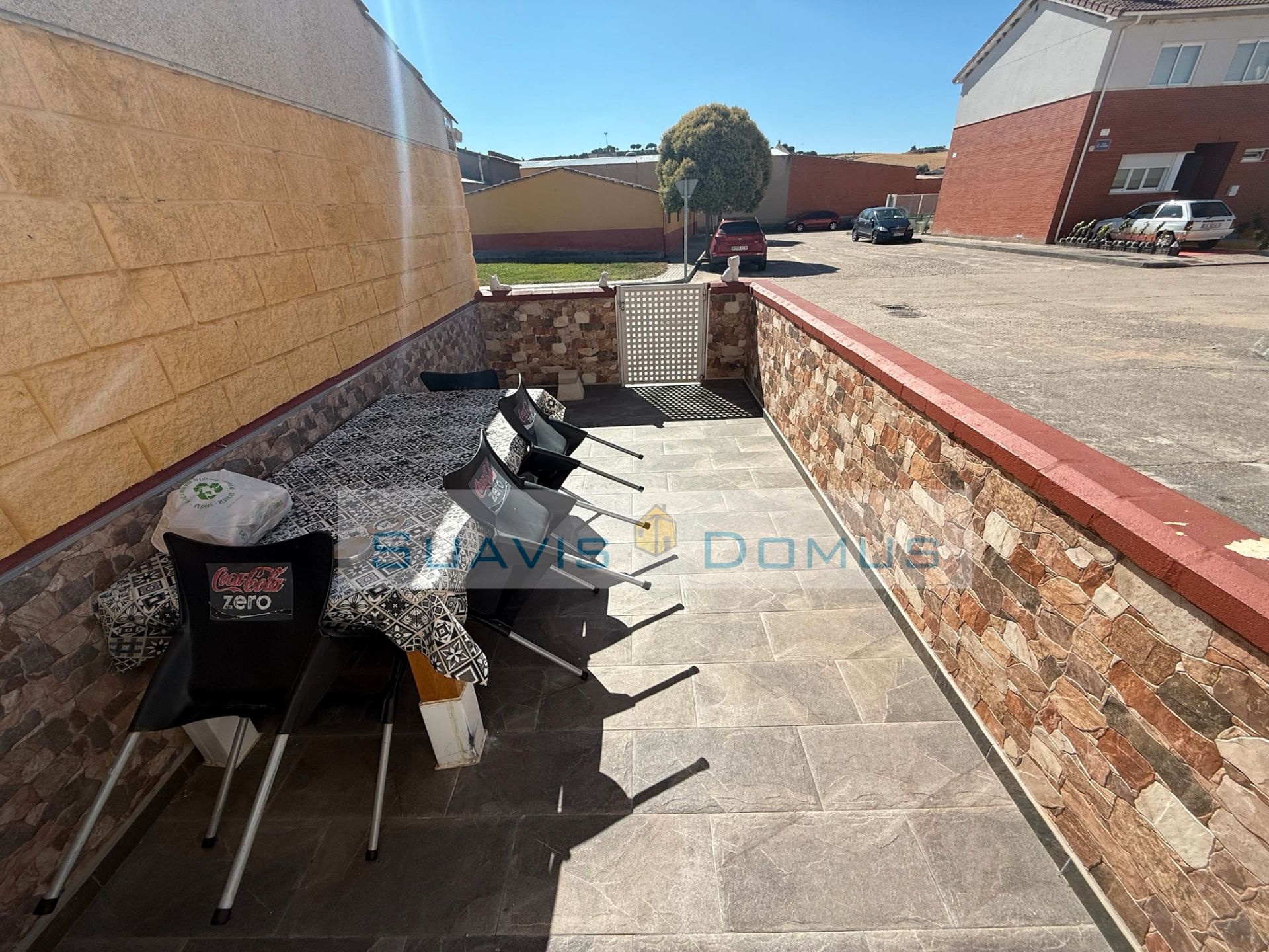 Terrassa de Casa o xalet en venda en Peleas de Abajo amb Calefacció, Forn i Rentadora