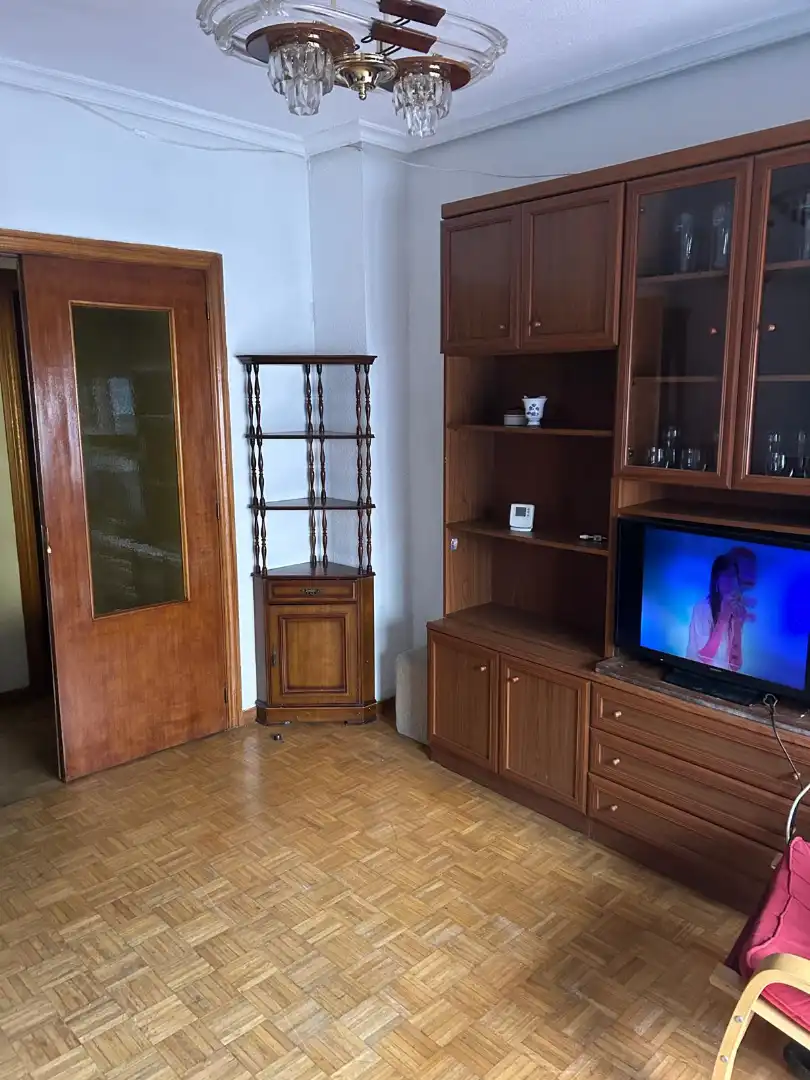 Sala de estar de Piso en venta en Arévalo con Calefacción, Terraza y Amueblado
