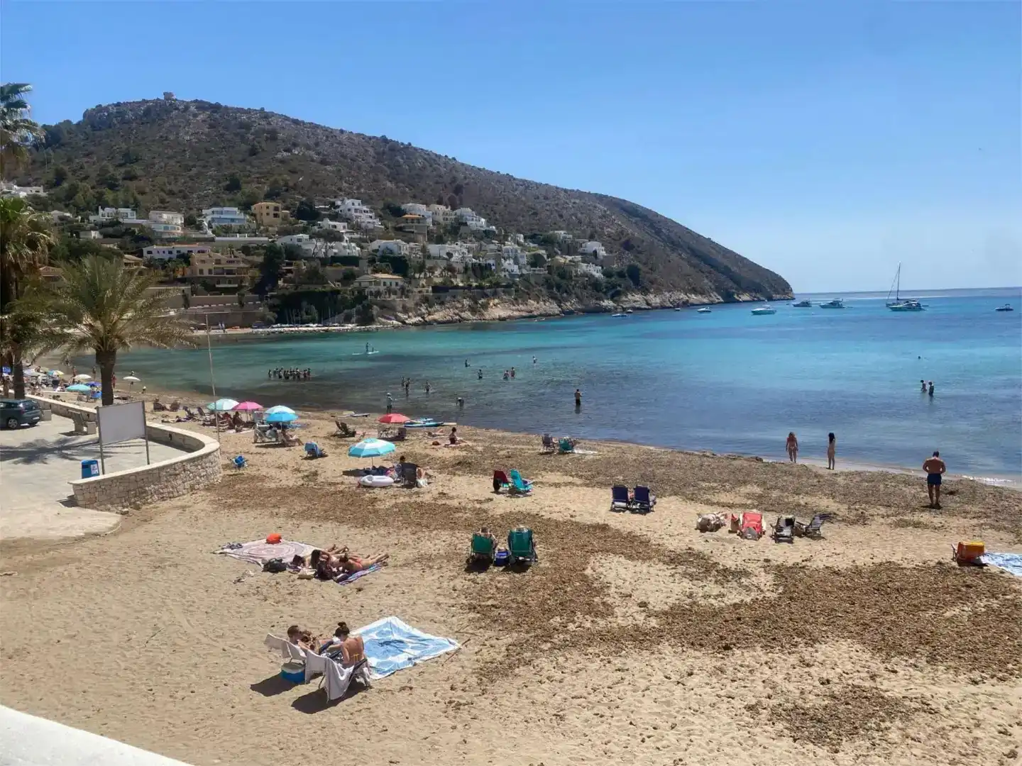 Vista exterior de Casa o xalet en venda en Moraira amb Piscina i Balcó