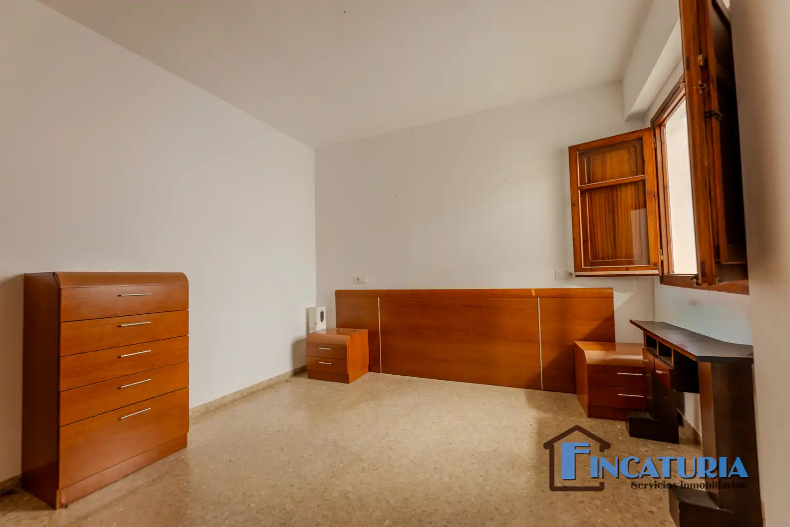 Habitación de Piso en venta en Riba-roja de Túria con Aire acondicionado, Trastero y Balcón